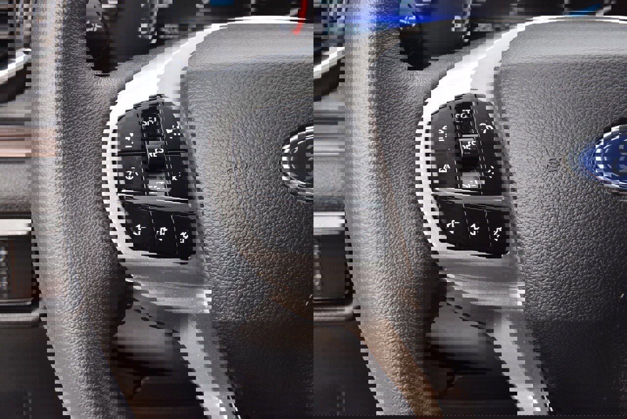 Certified 2023 Ford Explorer Limited w/ Limited Technology Package image 26