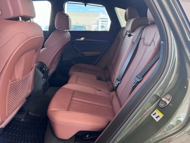 Used 2023 Audi Q5 e Prestige w/ Prestige Package AWD/4WD image 12