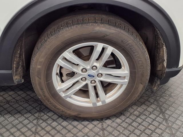 Certified 2023 Ford Explorer XLT w/ Equipment Group 202A AWD/4WD image 10
