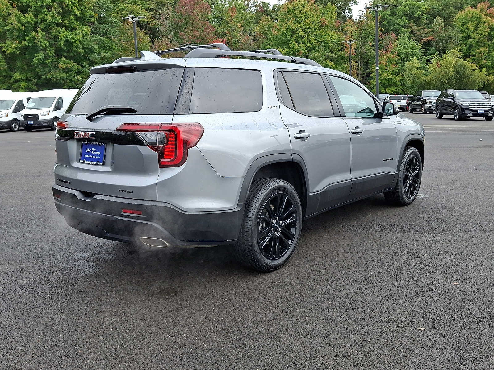 Used 2023 GMC Acadia SLT w/ Elevation Edition AWD/4WD image 6