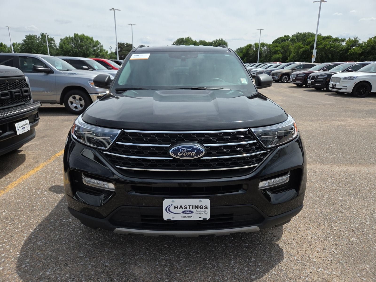 Certified 2023 Ford Explorer XLT w/ Equipment Group 202A AWD/4WD image 20