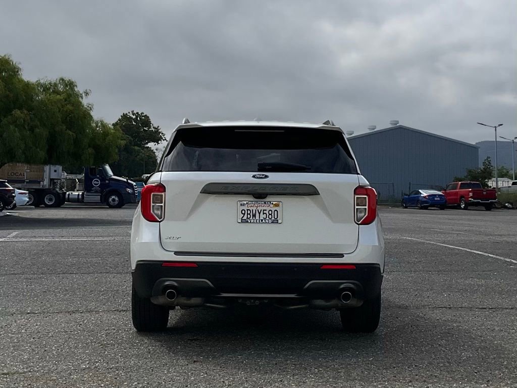Certified 2022 Ford Explorer XLT w/ Equipment Group 202A image 12