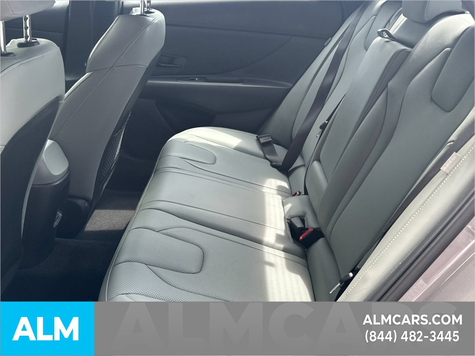 Used 2024 Hyundai Elantra Limited FWD image 23