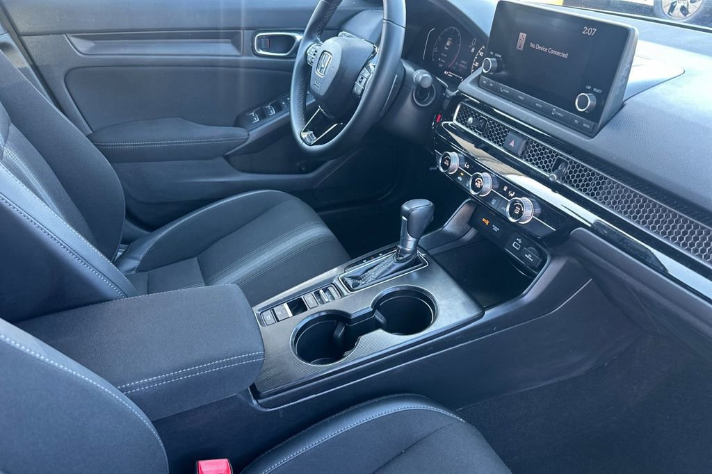 Used 2023 Honda Civic Sport image 17