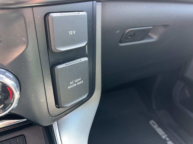 Certified 2023 Ford F150 Platinum w/ Equipment Group 701A High image 34