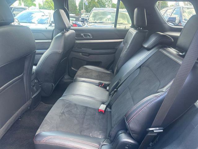 Certified 2018 Ford Explorer XLT w/ Equipment Group 202A AWD/4WD image 6