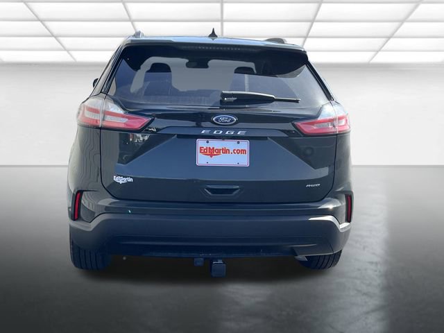 Certified 2024 Ford Edge SE image 7