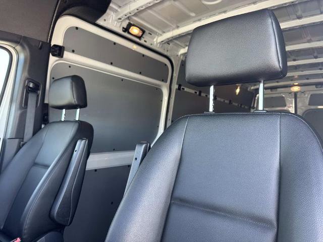 Used 2025 Mercedes-Benz Sprinter 2500 image 22