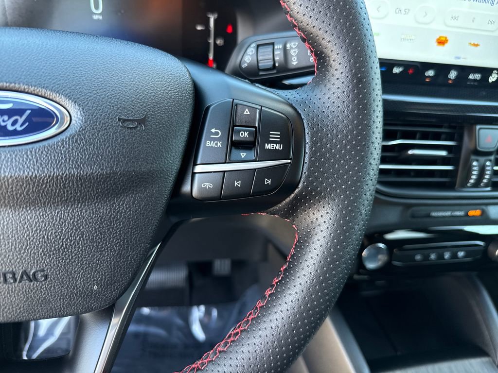 Certified 2025 Ford Escape ST-Line w/ Equipment Group 301A image 16