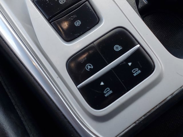 Certified 2023 Ford Explorer XLT w/ Equipment Group 202A image 29