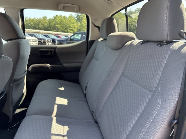 Used 2022 Toyota Tacoma SR5 AWD/4WD image 21