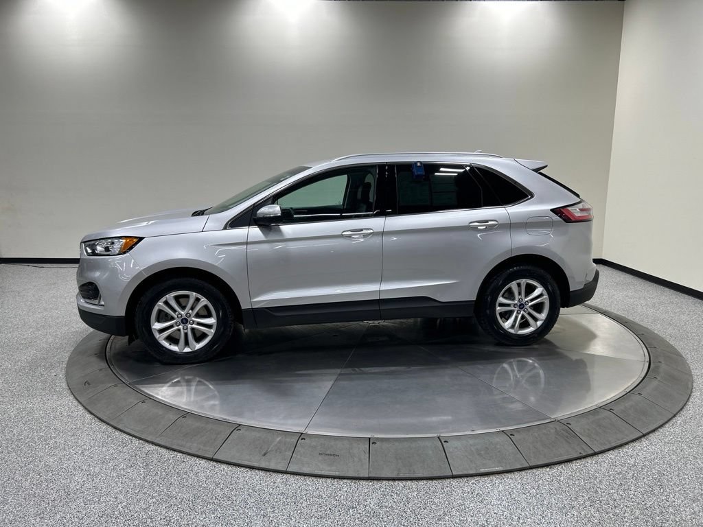 Certified 2019 Ford Edge SEL w/ Cold Weather Package AWD/4WD image 10