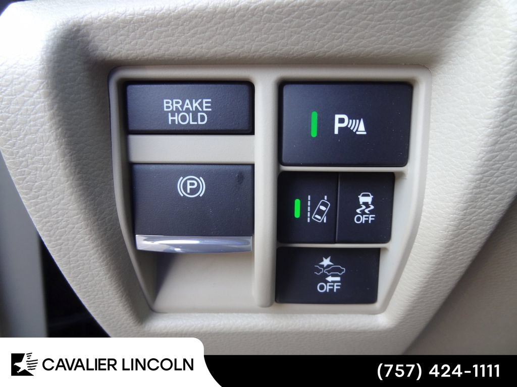 Used 2020 Acura MDX w/ Technology Package FWD image 18