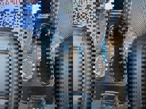 Certified 2025 Ford Bronco Badlands image 19