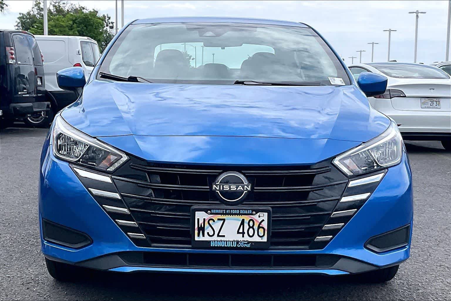 Used 2023 Nissan Versa SV FWD image 6