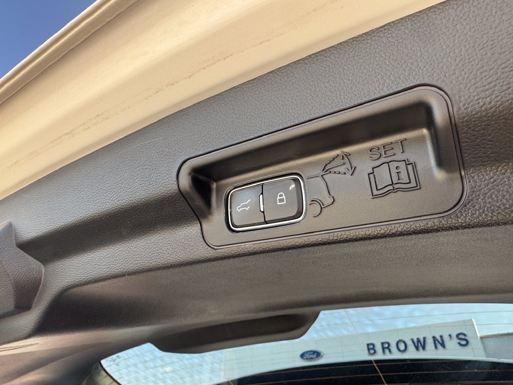 Certified 2023 Ford Explorer Limited w/ Limited Technology Package AWD/4WD image 14