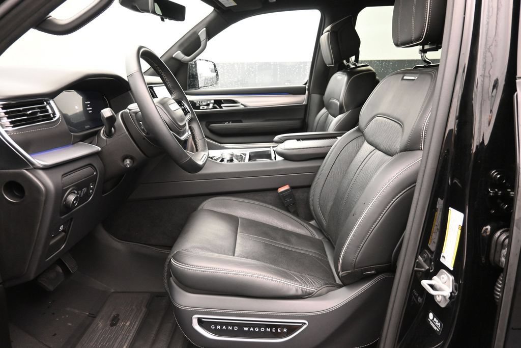 Used 2023 Jeep Grand Wagoneer Series II w/ Flexible Seating Group AWD/4WD image 21