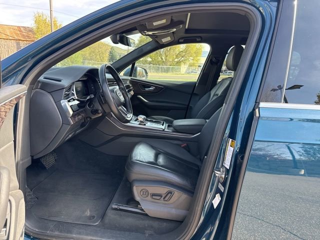 Used 2020 Audi Q7 3.0T Premium Plus AWD/4WD image 17