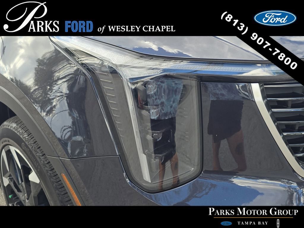 Used 2025 Kia Sorento EX w/ Panoramic Sunroof Package image 6