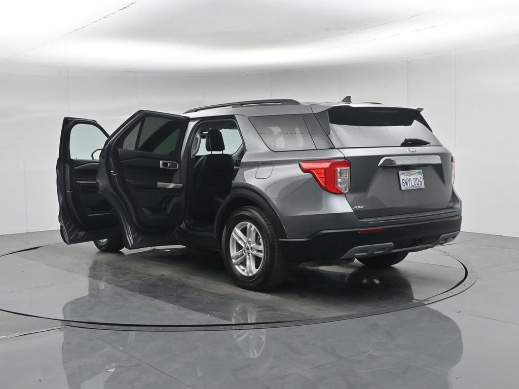 Certified 2021 Ford Explorer XLT image 57