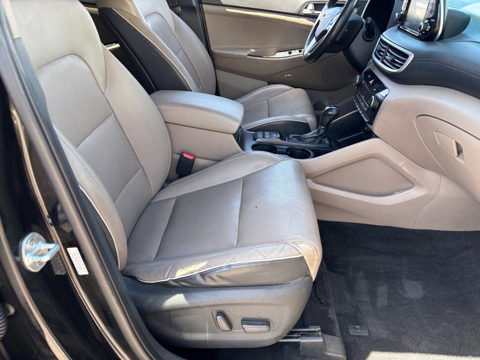 Used 2021 Hyundai Tucson Limited FWD image 19