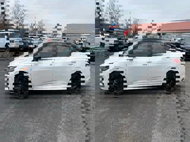 Used 2024 Nissan Sentra SR w/ SR Premium Package image 6