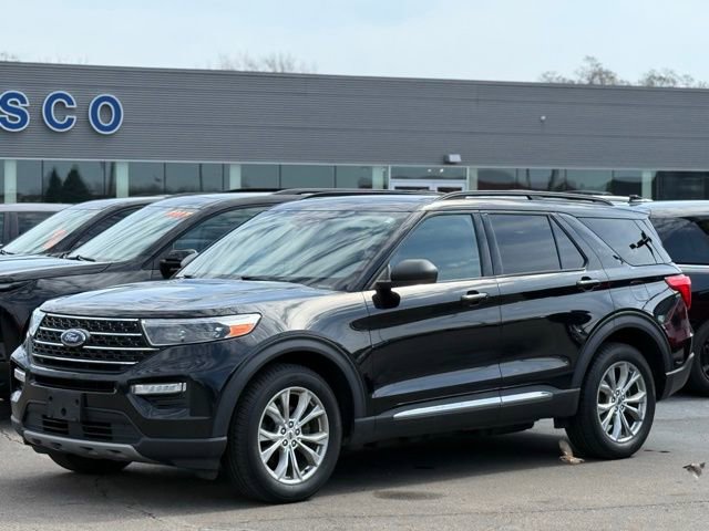 Certified 2020 Ford Explorer XLT w/ Equipment Group 202A image 37