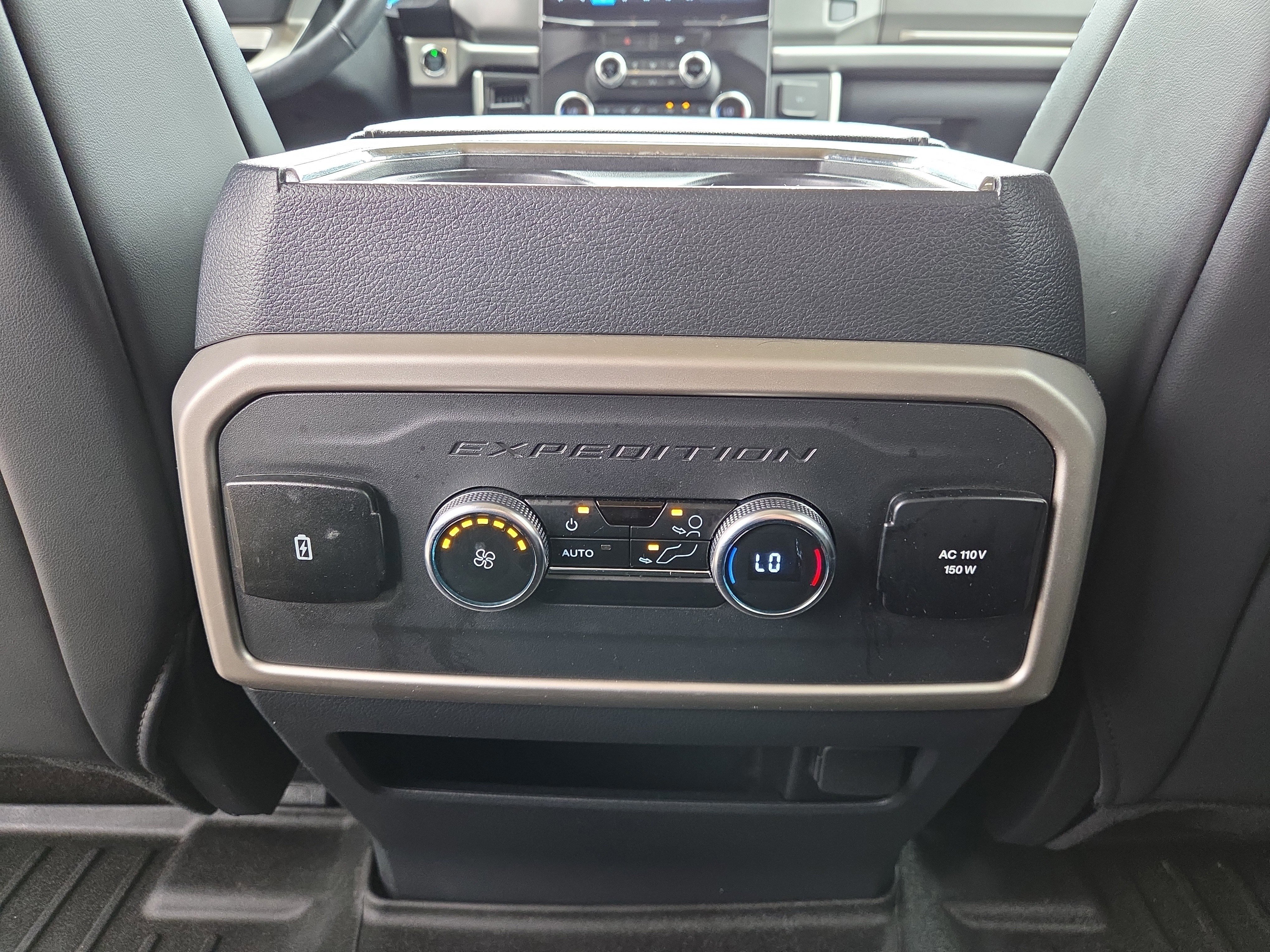 Certified 2023 Ford Expedition XLT image 13