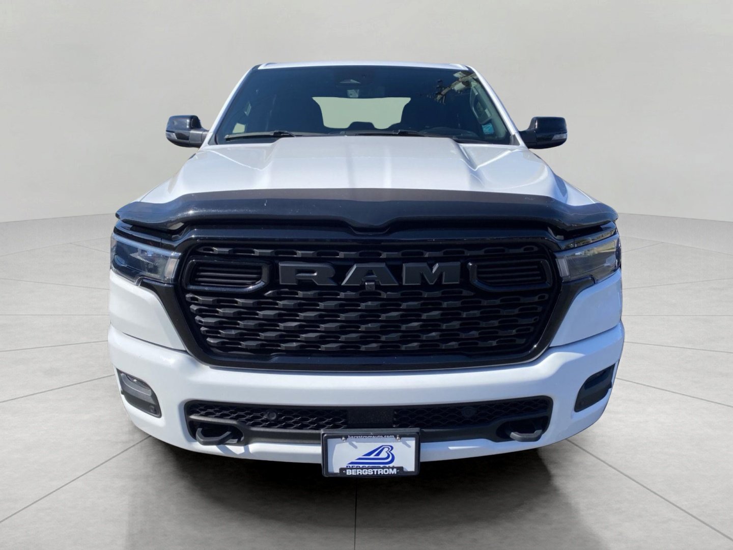 Used 2025 RAM 1500 Big Horn AWD/4WD image 3