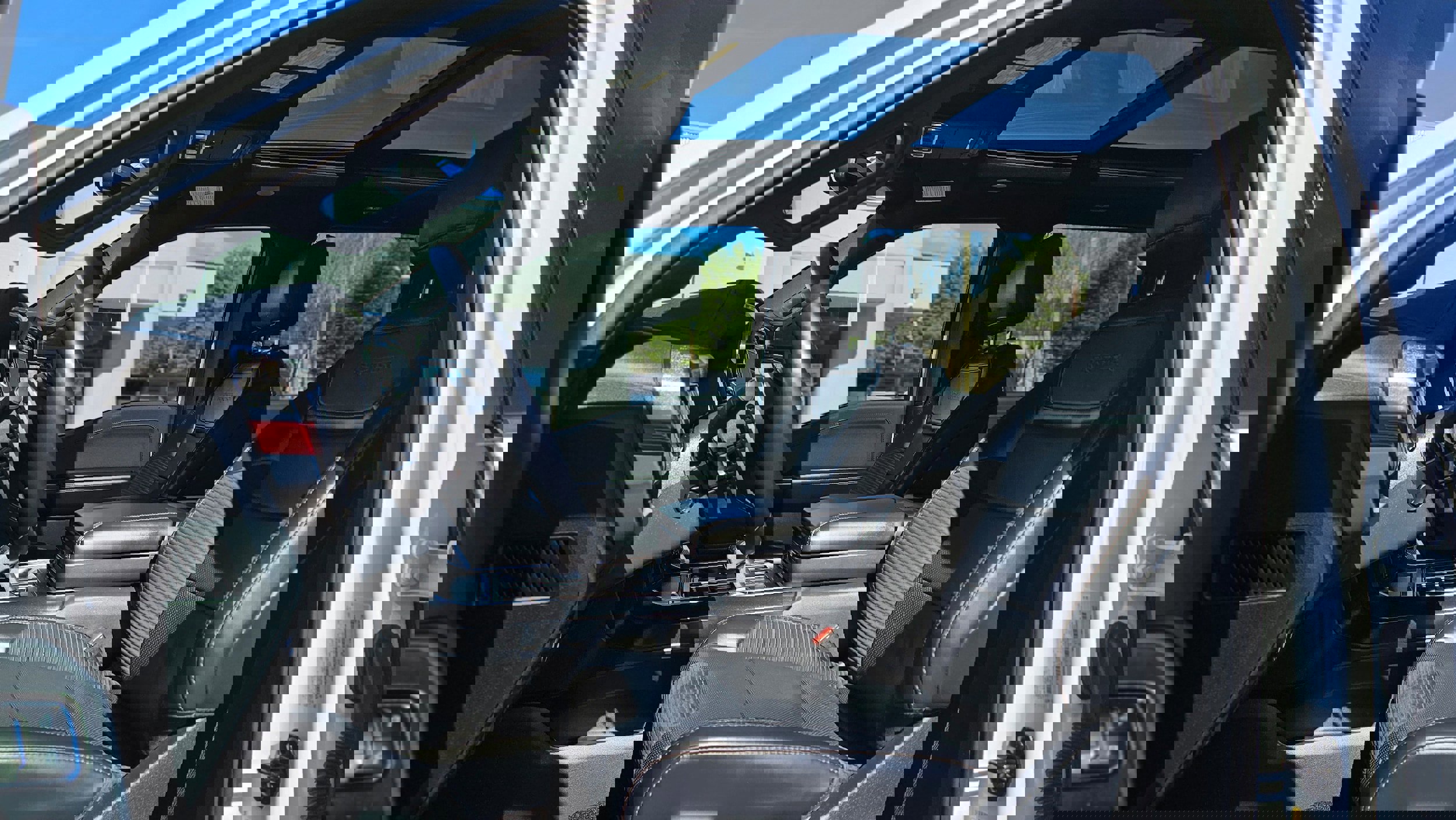 Certified 2023 Ford F150 Raptor w/ Raptor 37 Performance Package image 16