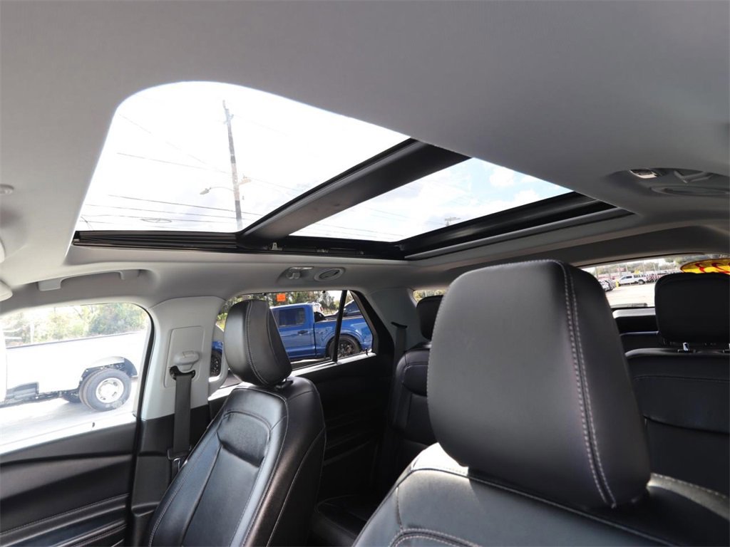 Certified 2023 Ford Explorer Limited w/ Limited Technology Package image 10