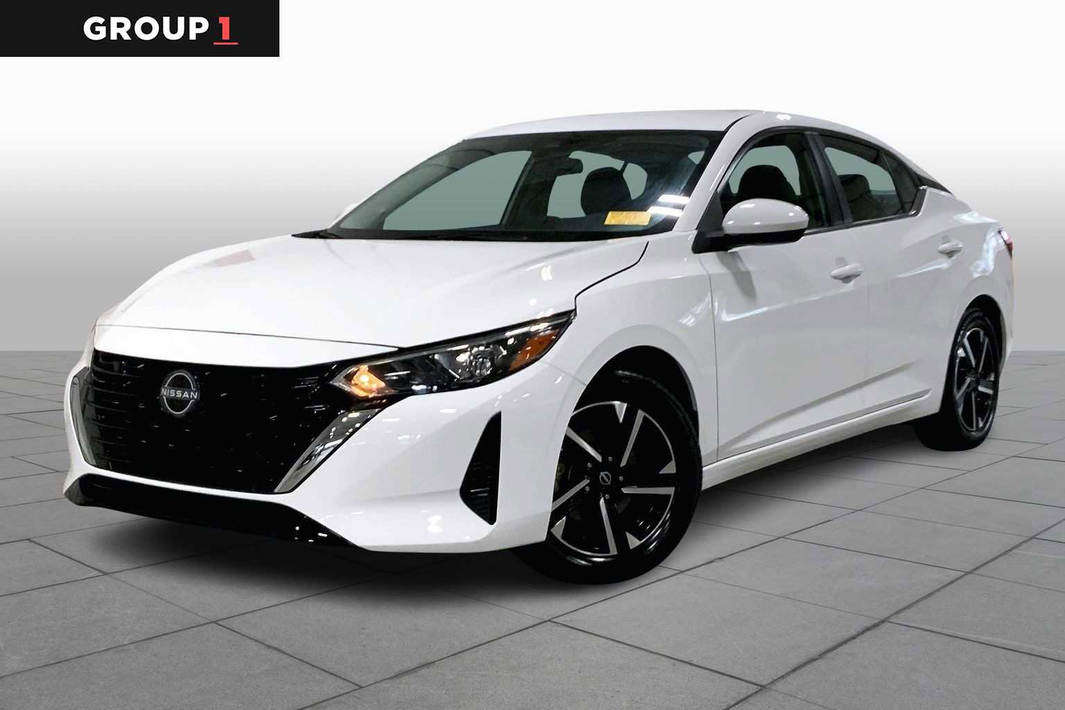 Used 2024 Nissan Sentra SV image 1