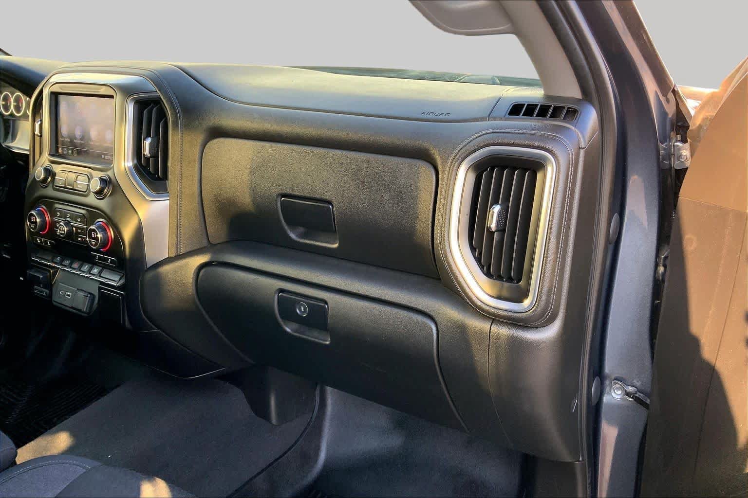 Used 2021 Chevrolet Silverado 1500 LT AWD/4WD image 19