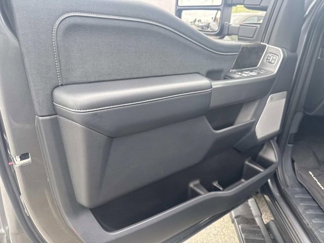Certified 2025 Ford F350 Lariat w/ Black Appearance Package AWD/4WD image 18