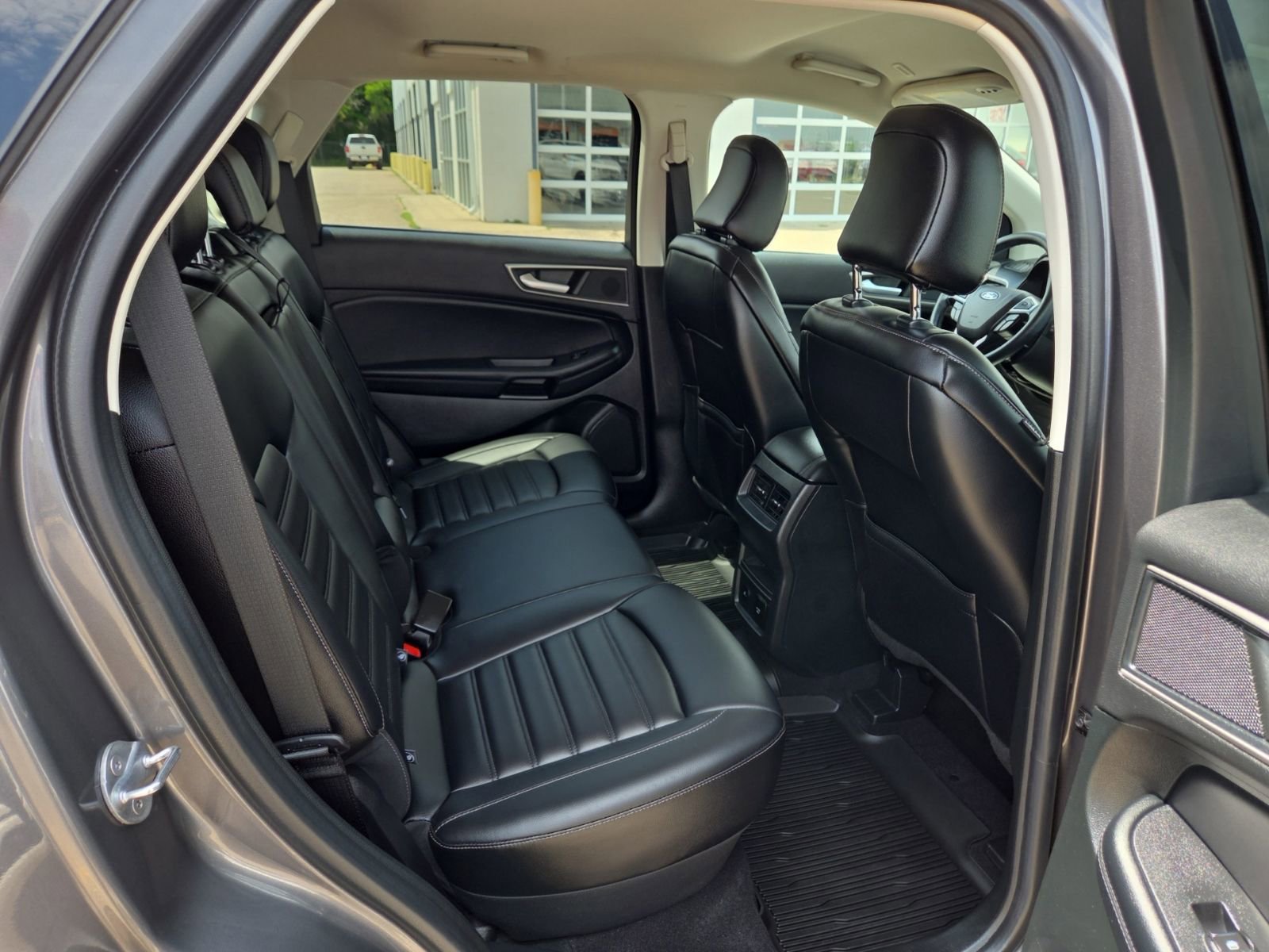 Certified 2022 Ford Edge SEL w/ Convenience Package AWD/4WD image 48