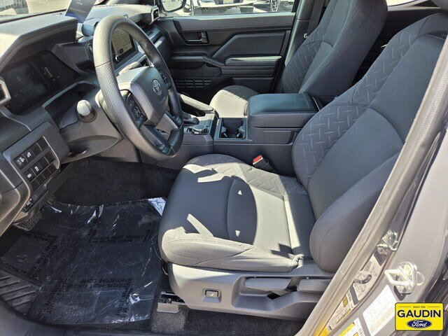 Used 2024 Toyota Tacoma SR w/ SR Upgrade Package AWD/4WD image 11