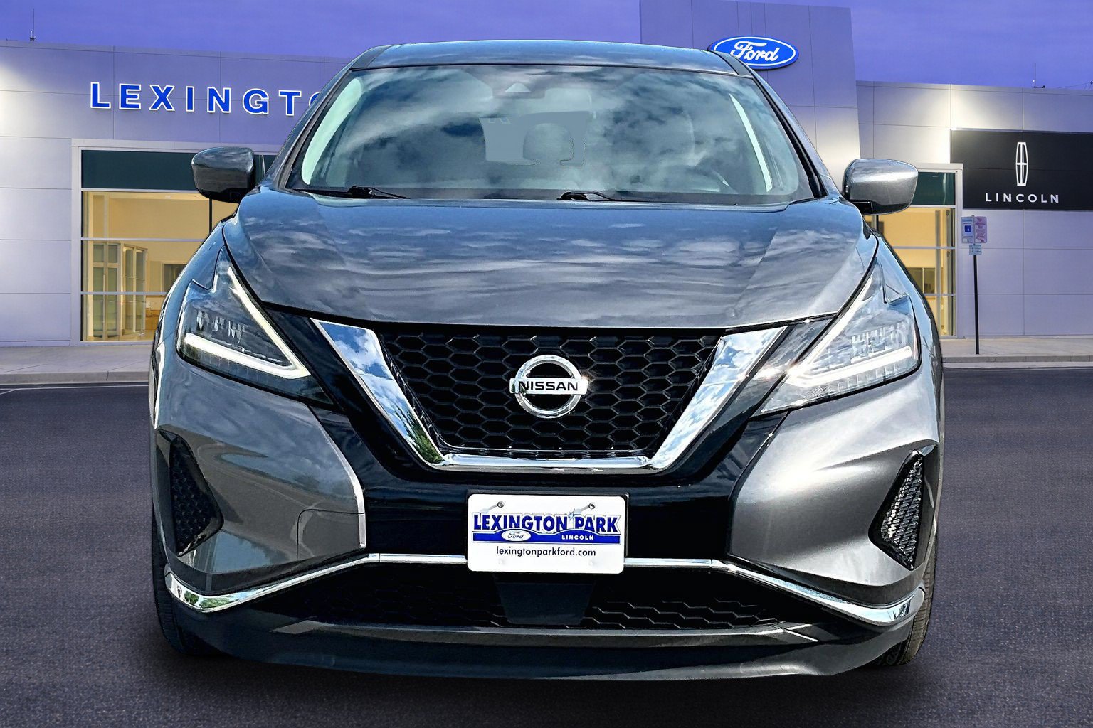 Used 2021 Nissan Murano S AWD/4WD image 2