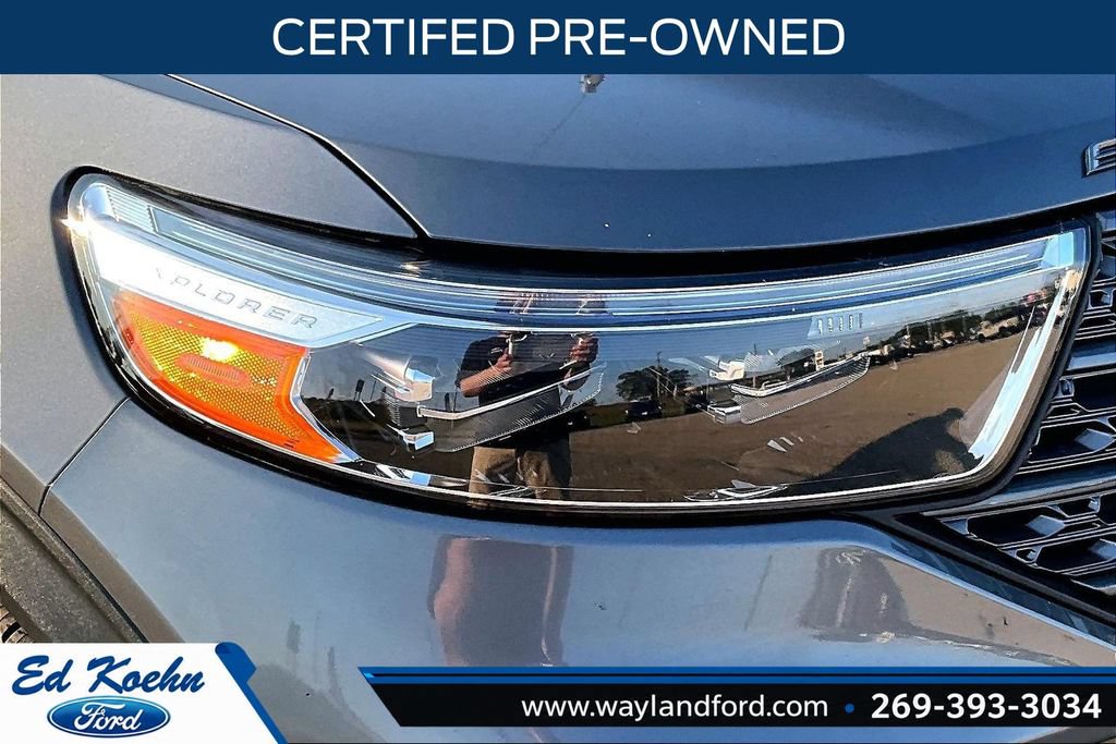 Certified 2023 Ford Explorer XLT w/ Equipment Group 202A AWD/4WD image 29
