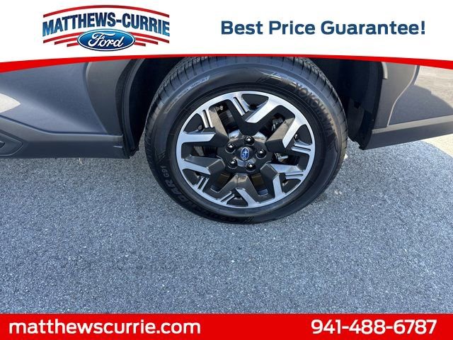 Used 2025 Subaru Forester AWD/4WD image 11