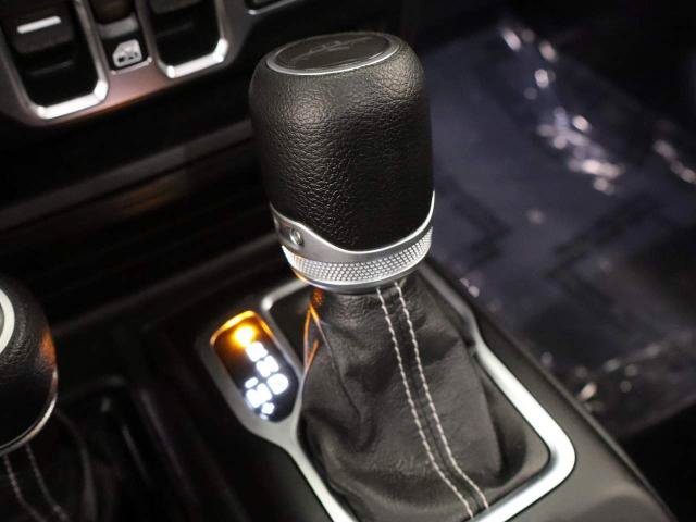 Used 2022 Jeep Gladiator Overland AWD/4WD image 40