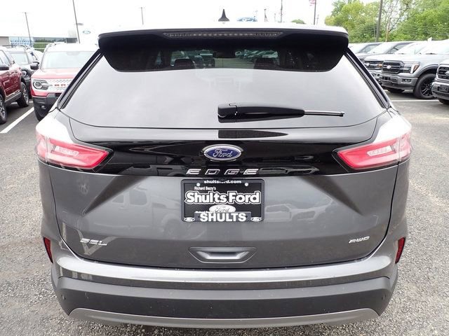 Certified 2024 Ford Edge SEL AWD/4WD image 5