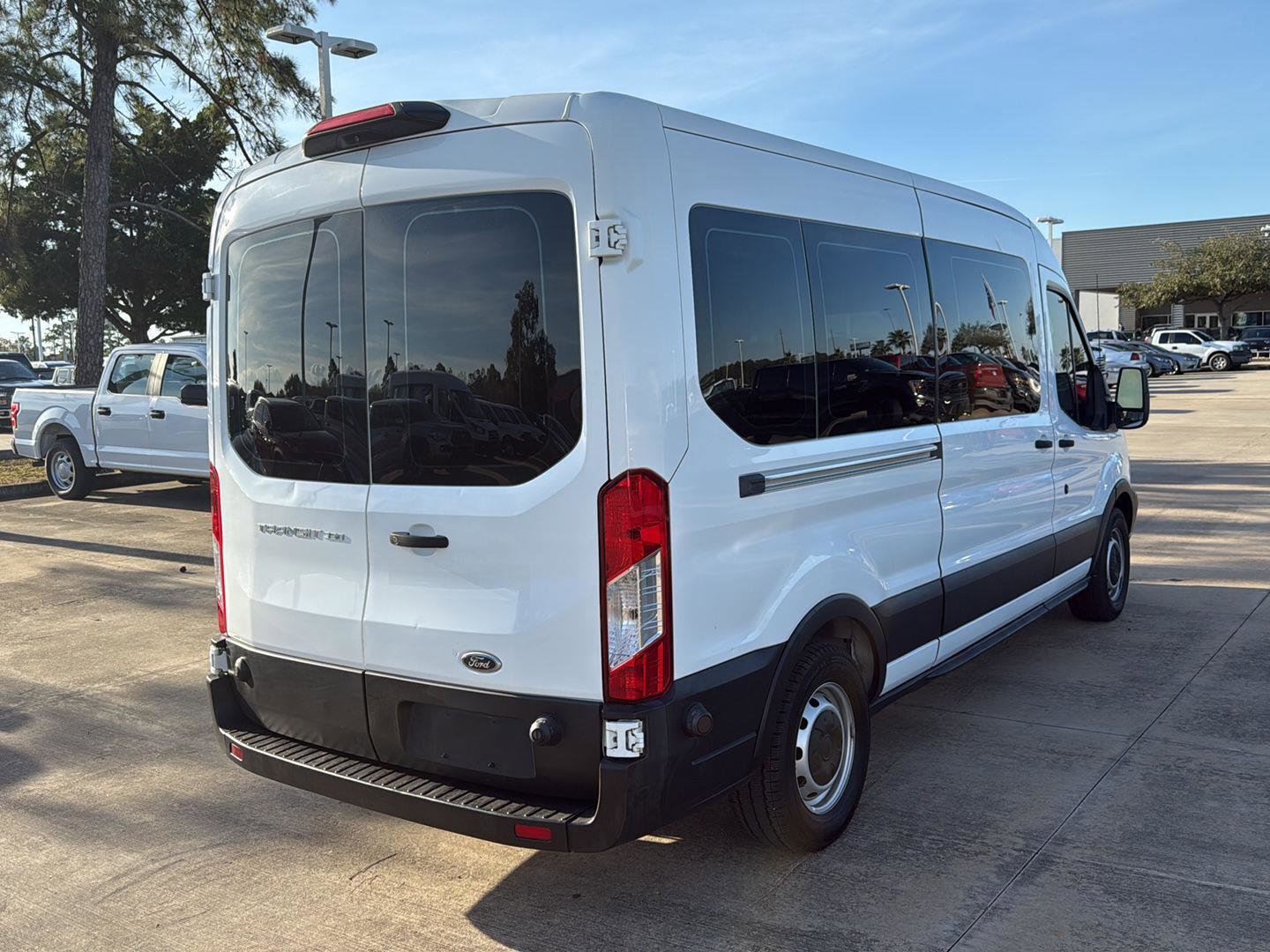 Certified 2019 Ford Transit 350 XL image 6