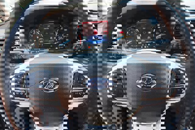 Certified 2023 Ford Explorer Limited w/ Hybrid Equipment Group 310A image 26