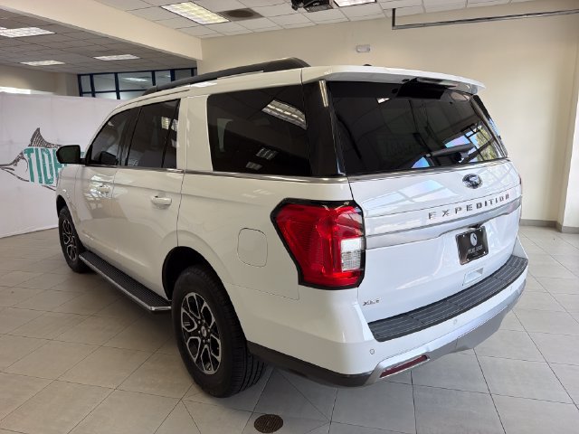 Certified 2022 Ford Expedition XLT AWD/4WD image 5