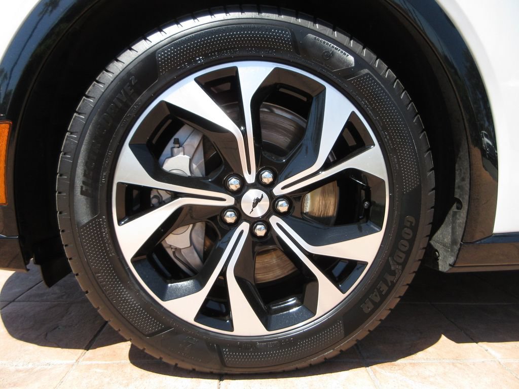 Certified 2022 Ford Mustang Mach-E Premium RWD image 9