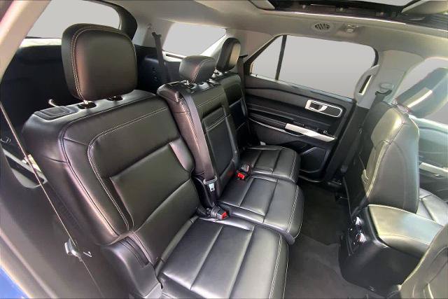 Certified 2022 Ford Explorer XLT w/ Equipment Group 202A AWD/4WD image 39