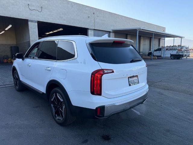 Used 2025 Kia Telluride S FWD image 4