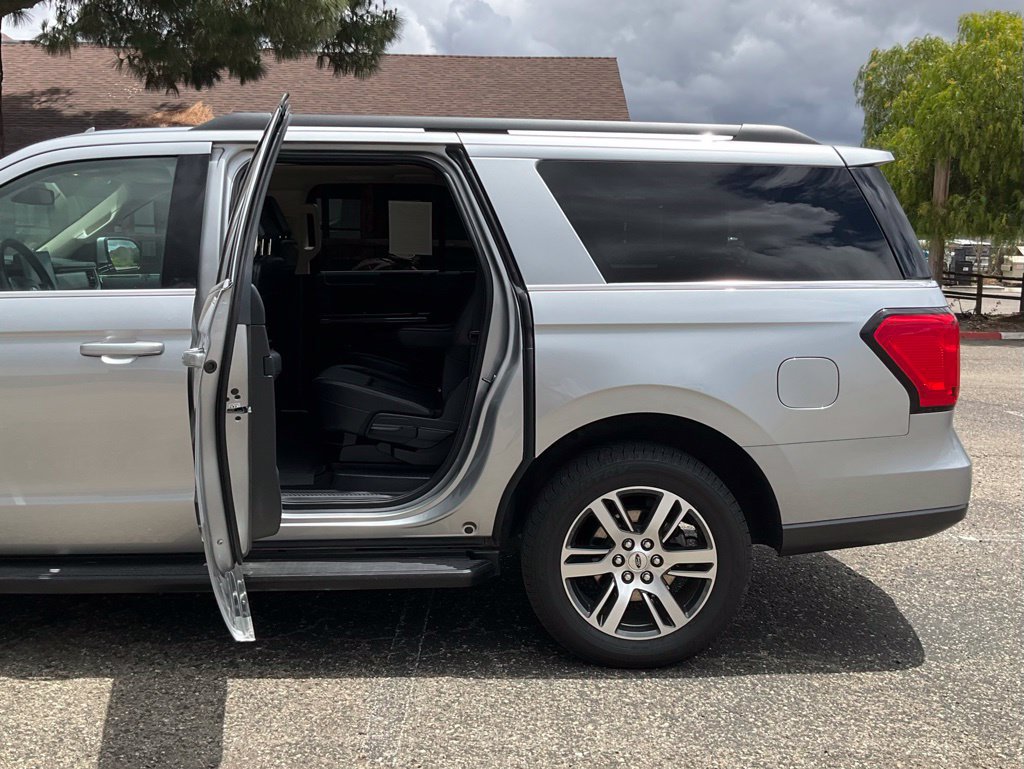 Certified 2024 Ford Expedition Max XLT AWD/4WD image 24