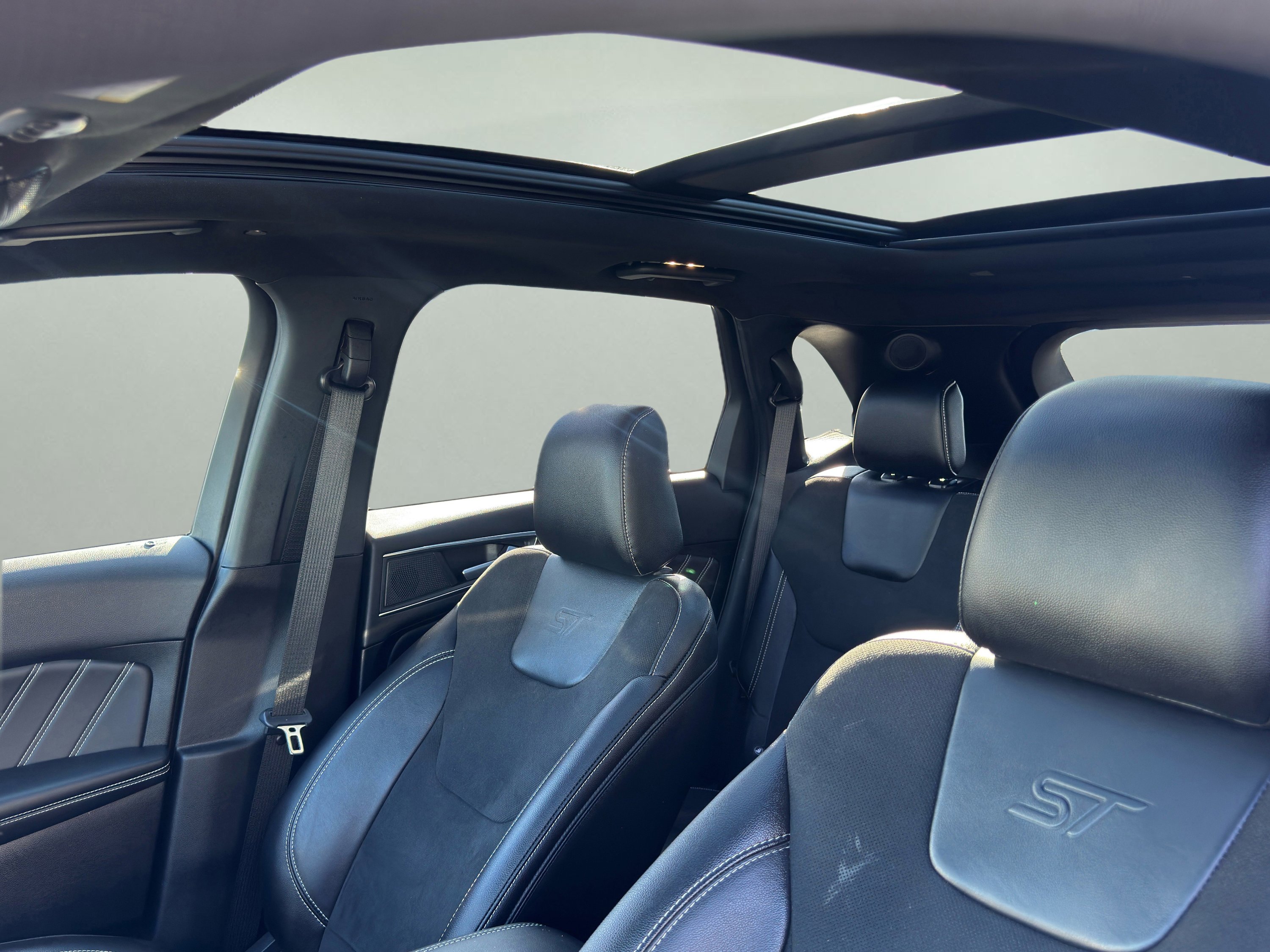 Certified 2024 Ford Edge ST w/ Equipment Group 401A image 13