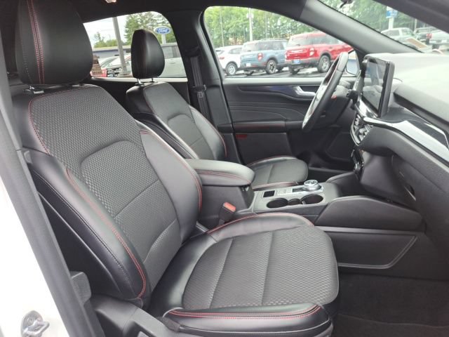 Certified 2024 Ford Escape ST-Line AWD/4WD image 34